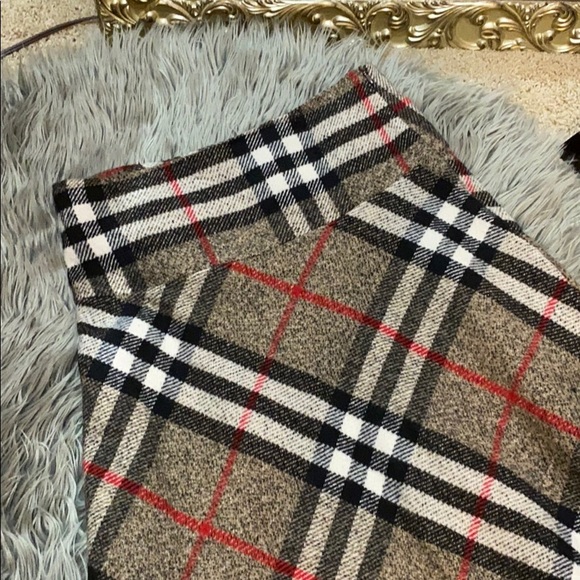 Skirt - Picture 3 of 3